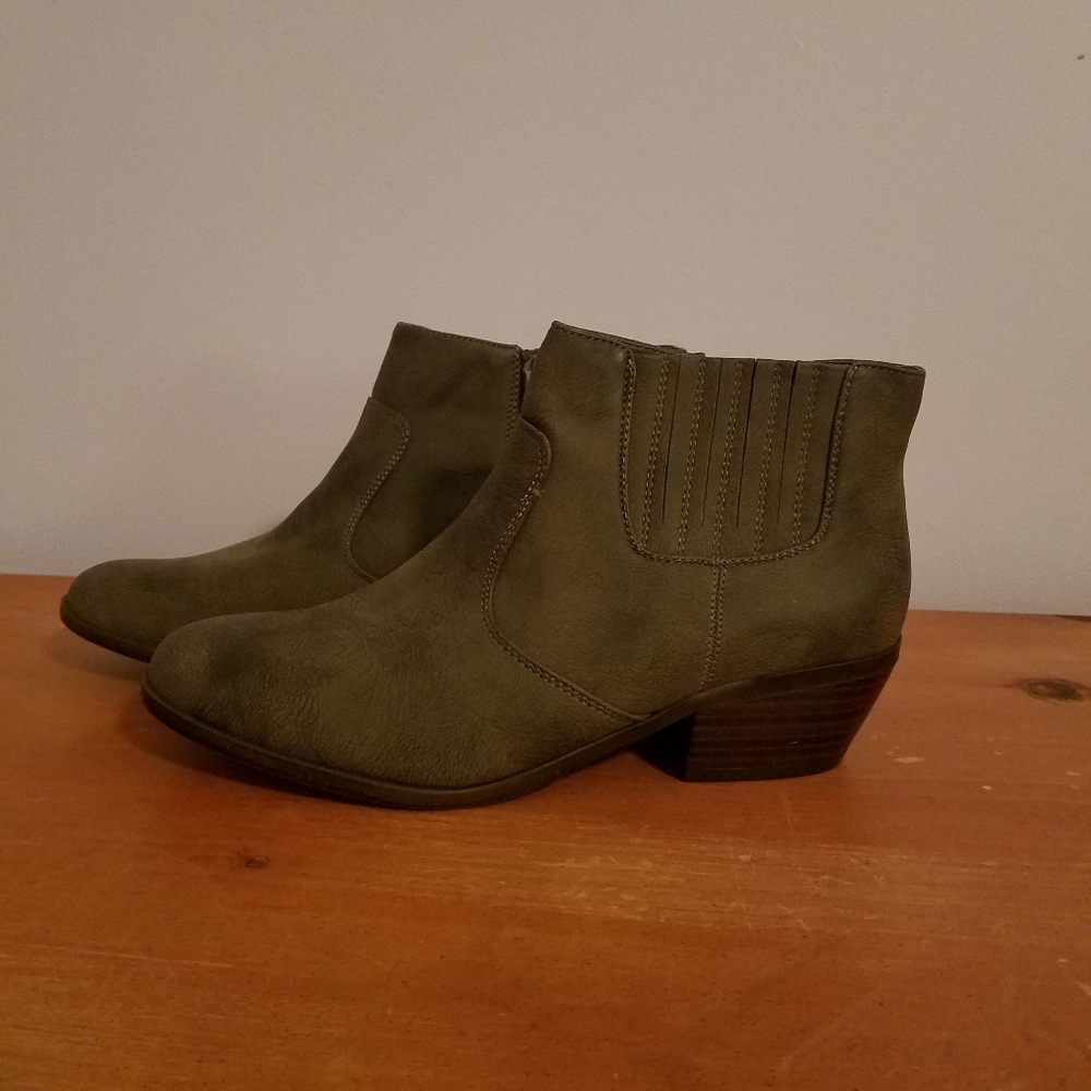 Gray booties